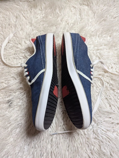 blue denim low-top casual sneakers