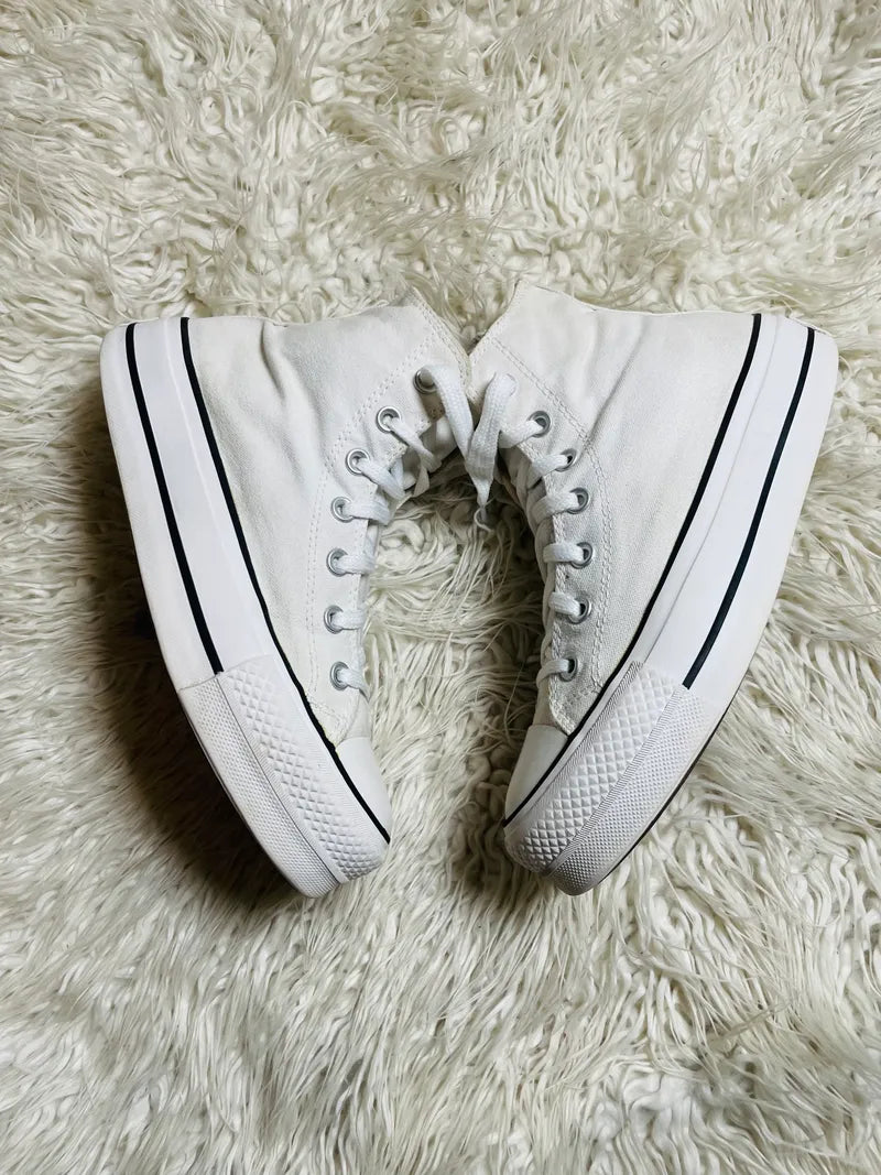 Chuck Taylor | White | High top | Hi Sole