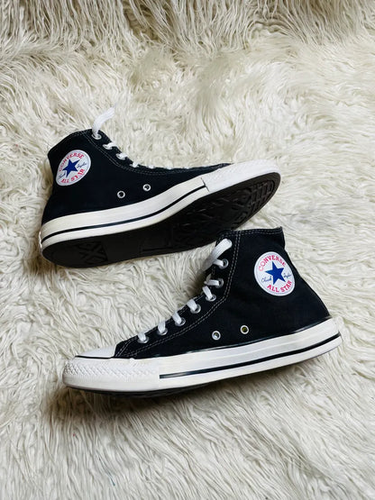 Chuck Taylor | Black & White | High top| Converse