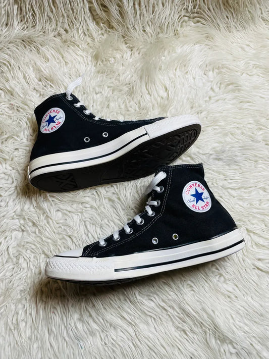 Chuck Taylor | Black & White | High top| Converse