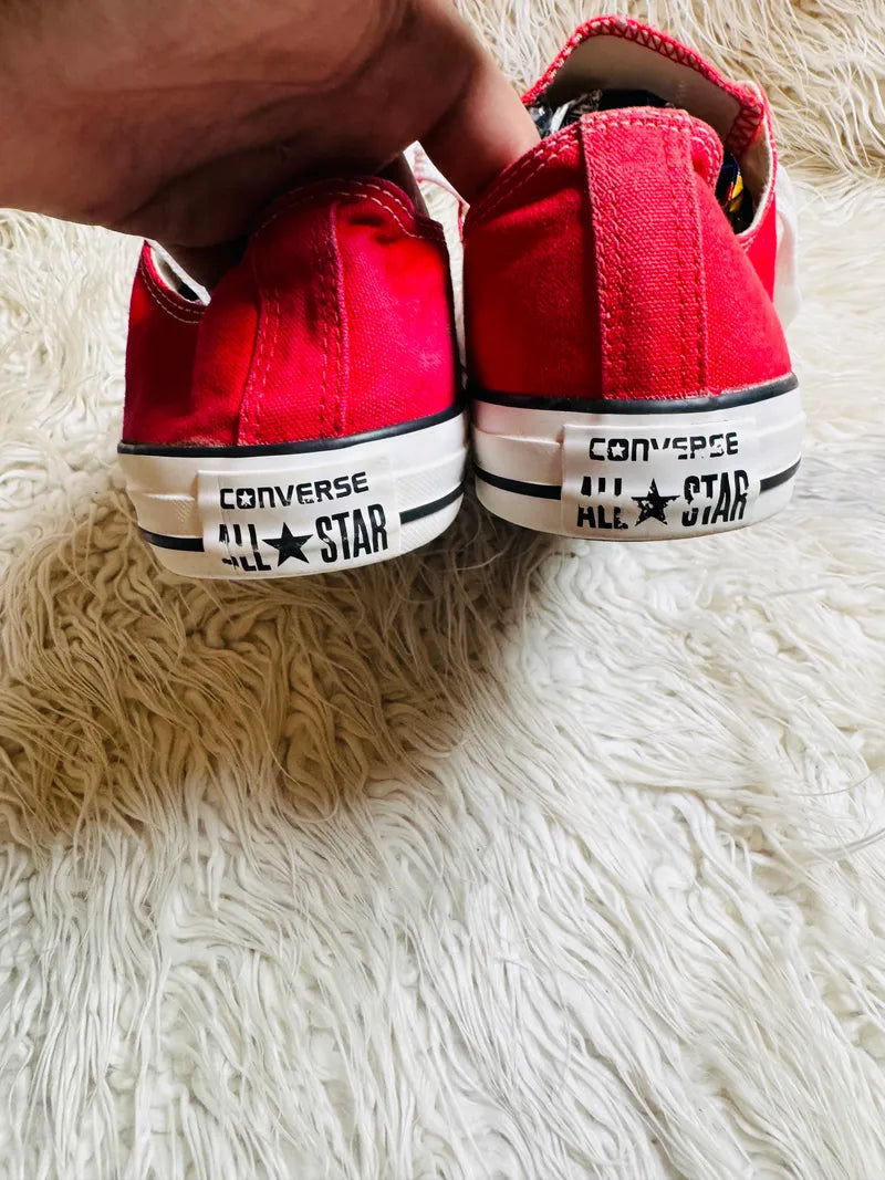 Chuck Taylor | Red & White | Lo top | Converse