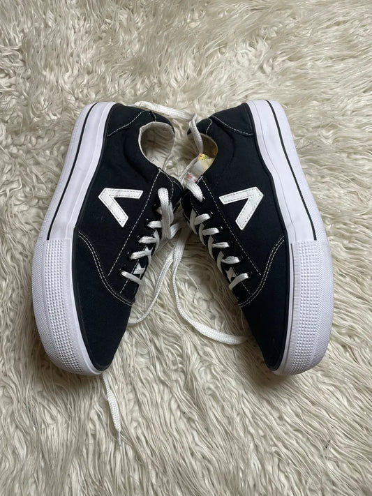 Vty Black Lo Top Hi Sole Sneakers