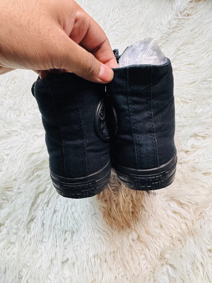 Chuck Taylor | Black Full | High top| Converse