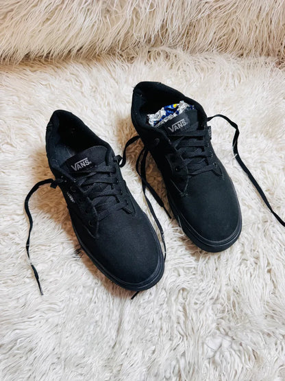 Vans Authentic | Black | Lo Top