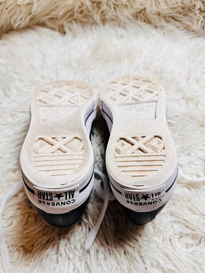 Chuck Taylor | Black & White | Leather | Lo top | Hi Sole