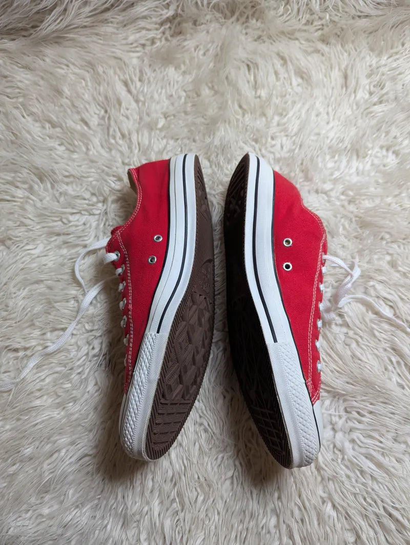 Chuck Taylor | Red & White | Lo top | Converse