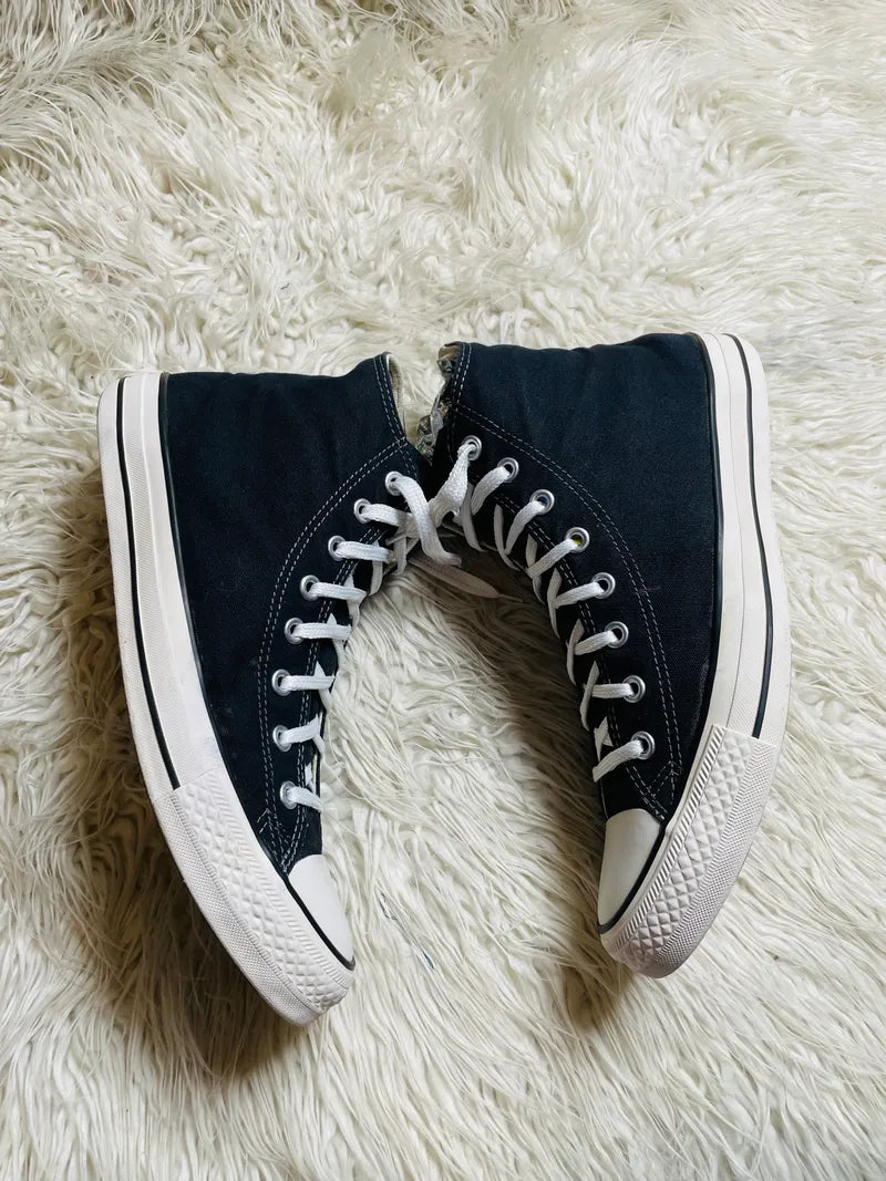 Chuck Taylor | Black & White | High top| Converse