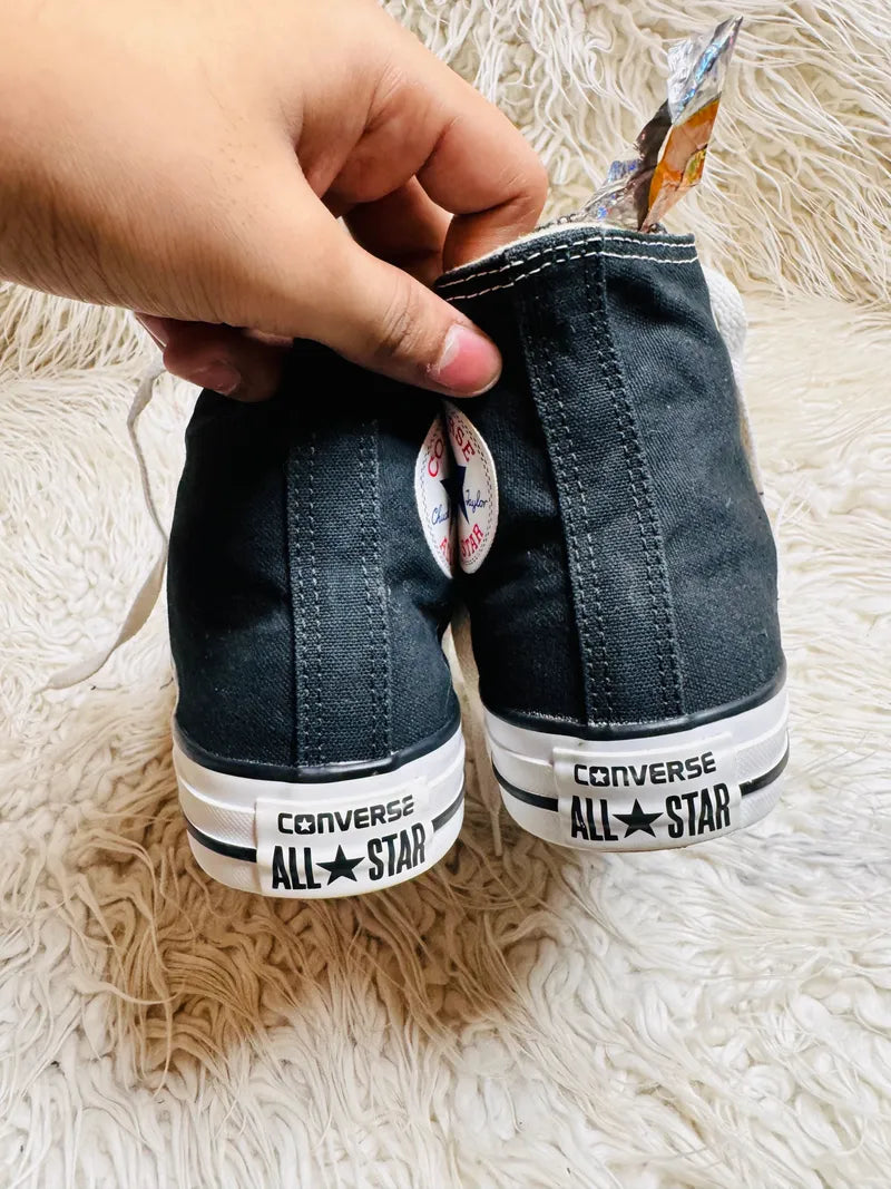 Chuck Taylor | Black & White | High top| Converse