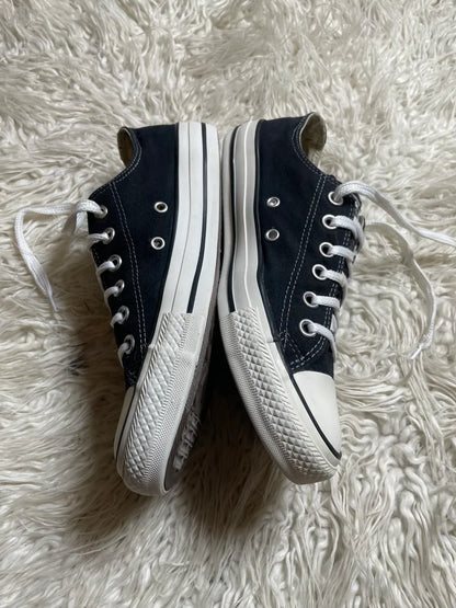 Chuck Taylor | Black & White | Lo top | Converse