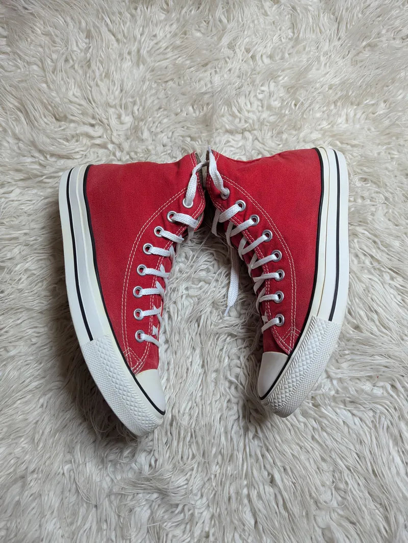 Chuck Taylor | Red & White | High top| Converse