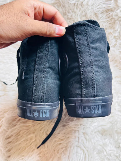 Chuck Taylor | Black | High top| Converse