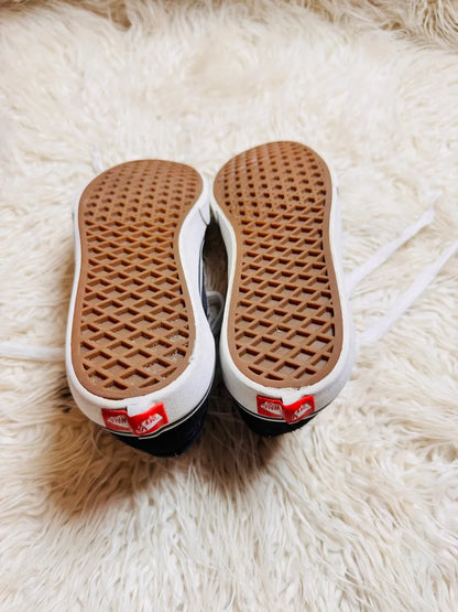 Vans | Black & White | Lo Top | Old Skool