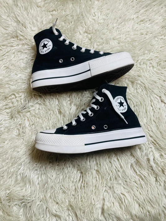 Chuck Taylor | Black & White | High top | Hi Sole