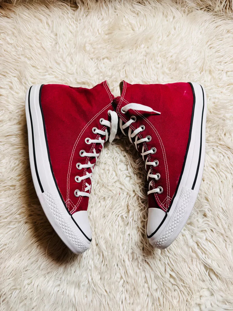 Chuck Taylor | white & Maroon | High top| Converse