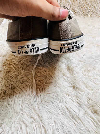 Chuck Taylor | Grey & White | Lo top | Converse