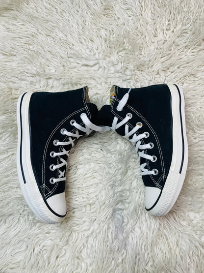 Chuck Taylor | Black & White | High top| Converse