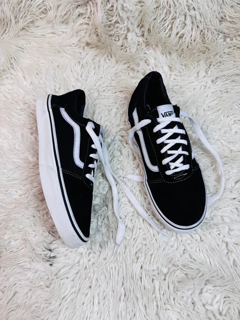 Vans | Black & White | Old Skool