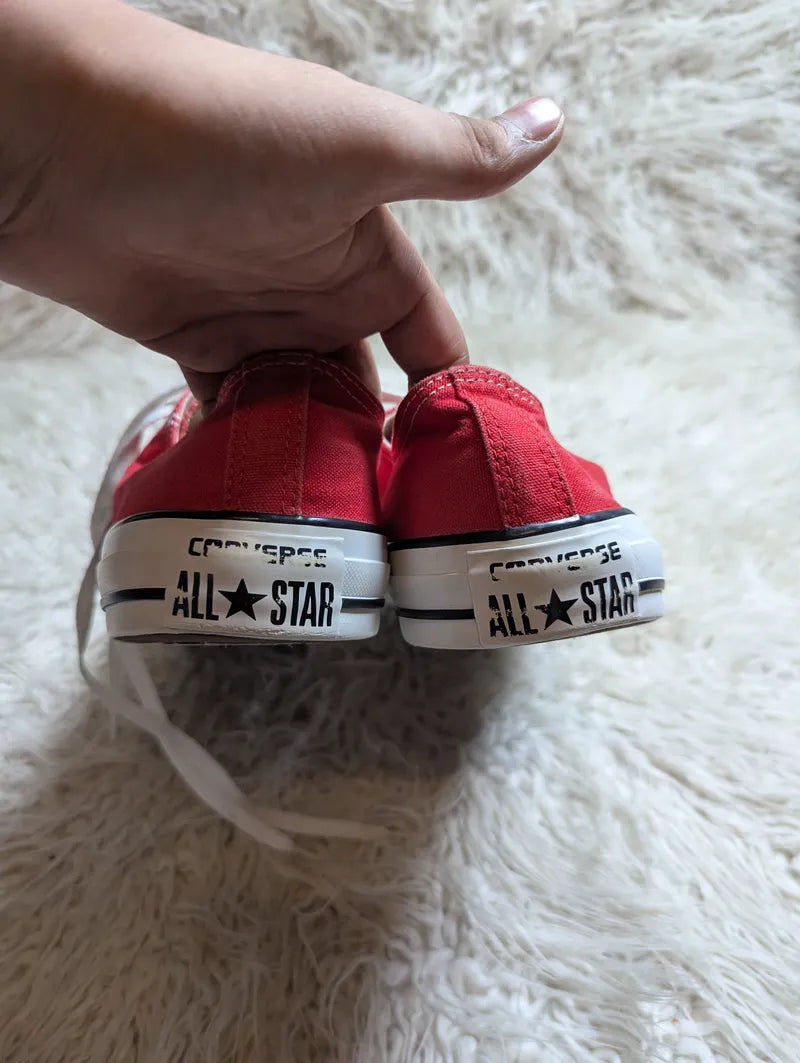 Chuck Taylor | Red & White | Lo top | Converse