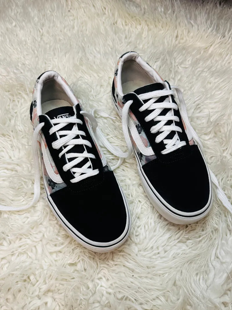 Vans Black & White | Rose | Limited Edition