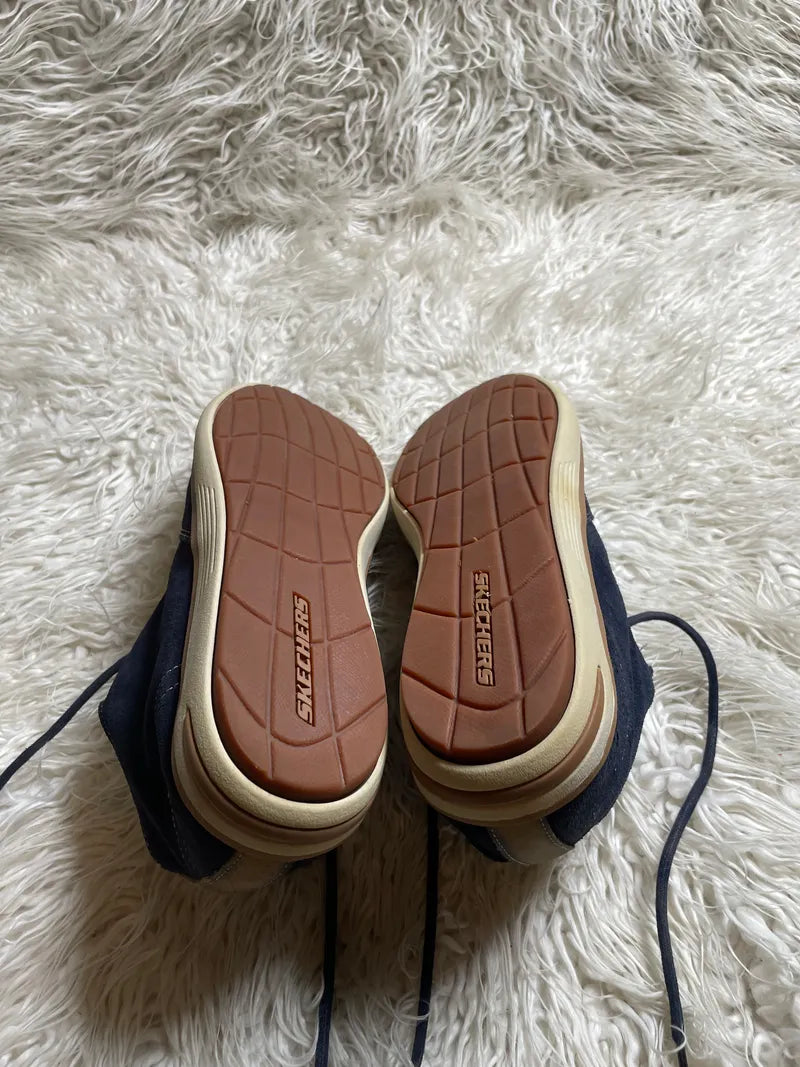 dark blue suede casual shoes