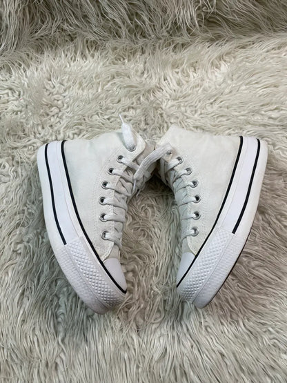 Chuck Taylor | White | High top| Converse | Platforms