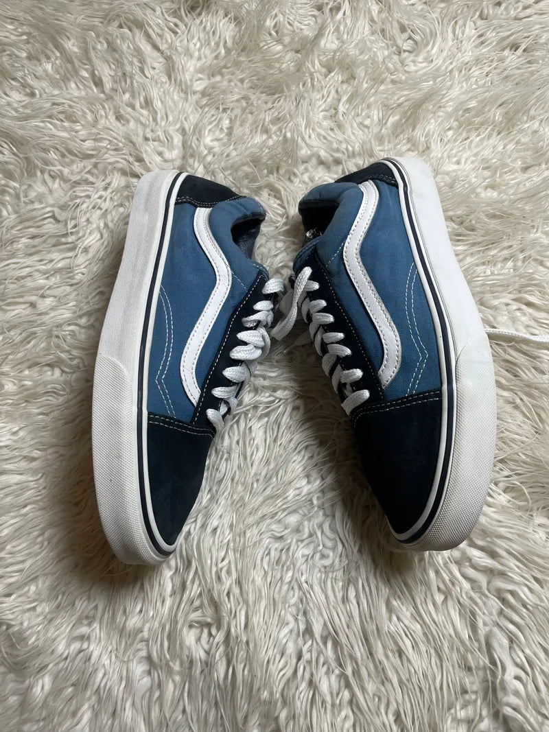 Vans | blue and black | Lo Top | Old Skool