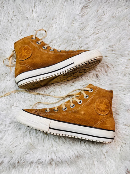 Chuck Taylor | Brown Suede & White | High top| Converse
