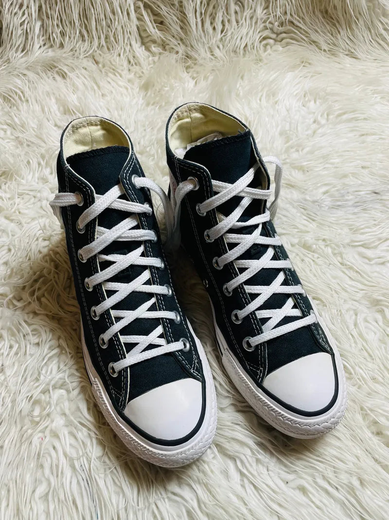 Chuck Taylor | Black & White | High top| Converse