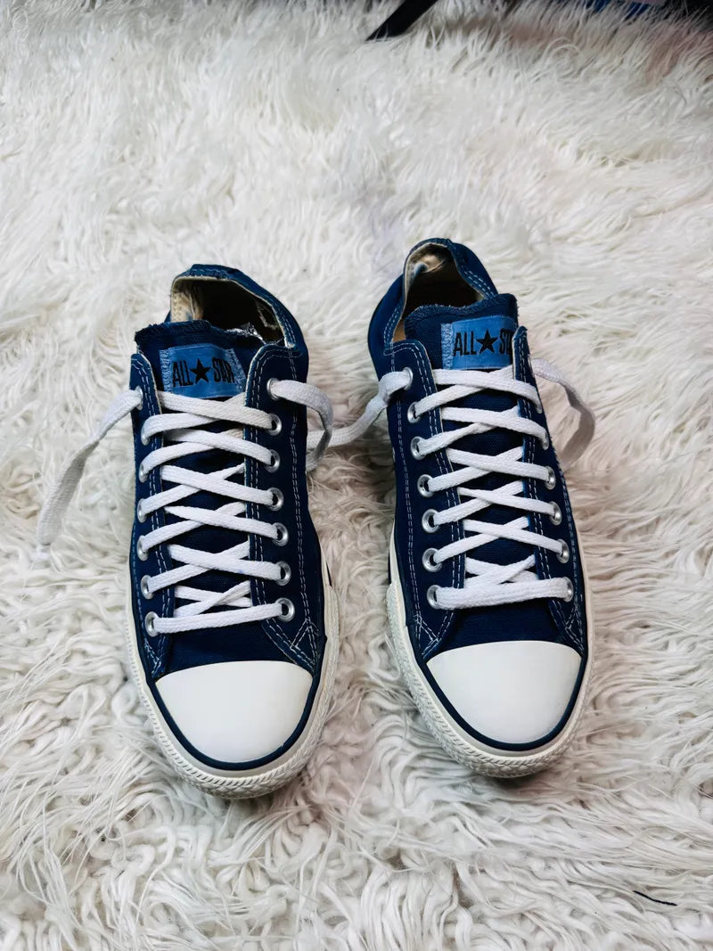 Chuck Taylor | Blue & White | Lo top | Converse
