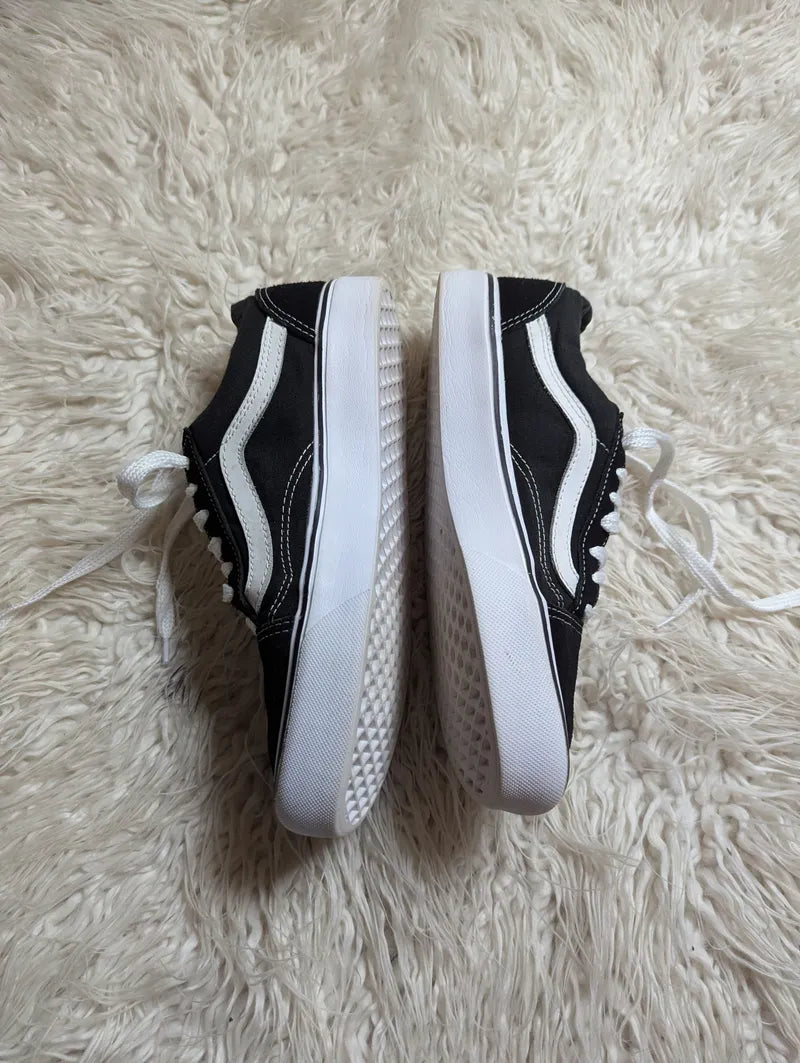 Vans | Black & White | Lo Top | Old Skool