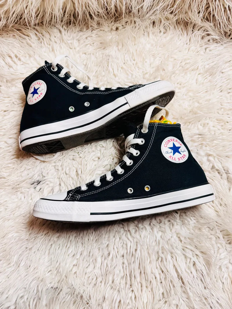 Chuck Taylor | Black & White | High top| Converse