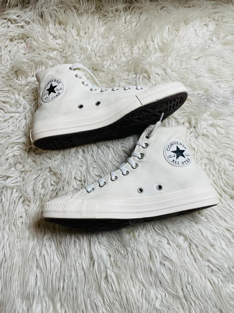 Chuck Taylor | White | Special Edition | High top| Converse
