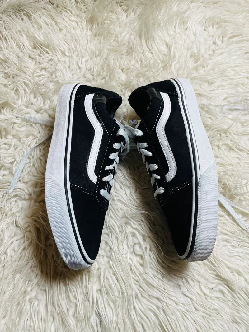 Vans | Black & White | Lo Top | Old Skool