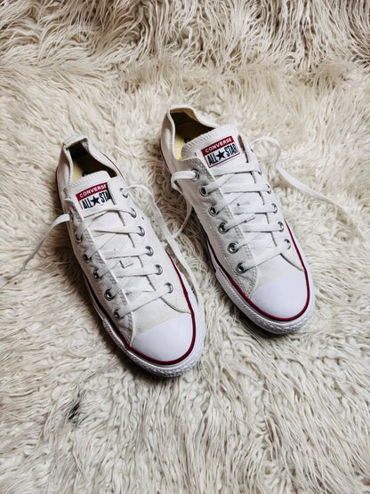 Chuck Taylor | & White | Lo top | Converse