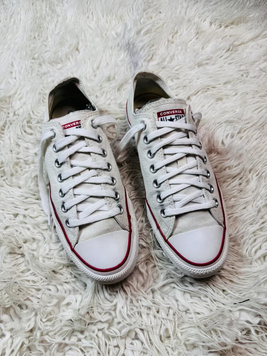 Chuck Taylor | White Red Blue strips | Lo Top | Converse