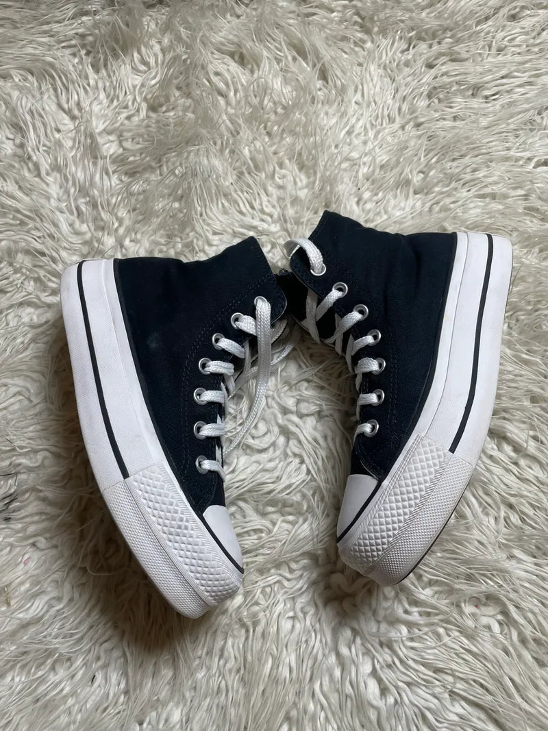 Chuck Taylor | Black & White | High top | Hi Sole
