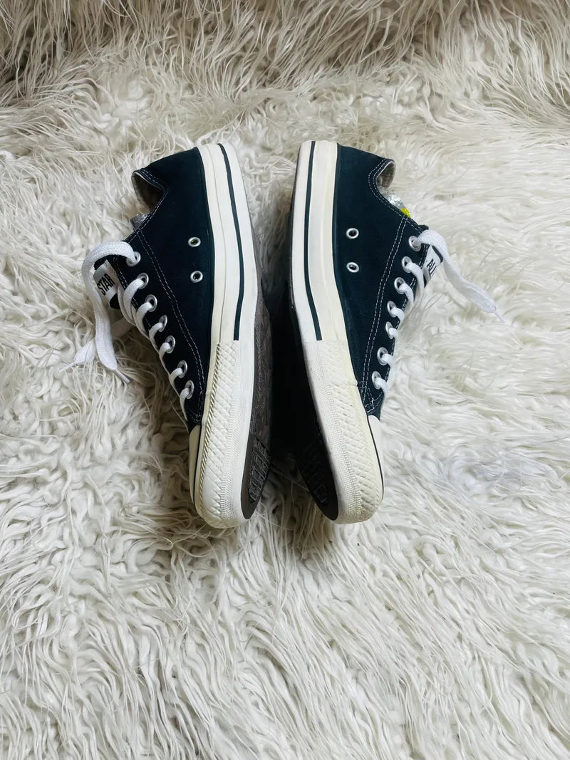 Chuck Taylor | Black & White | Lo top | Converse