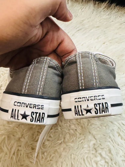 Converse (Grey/White) All-Star 🌟