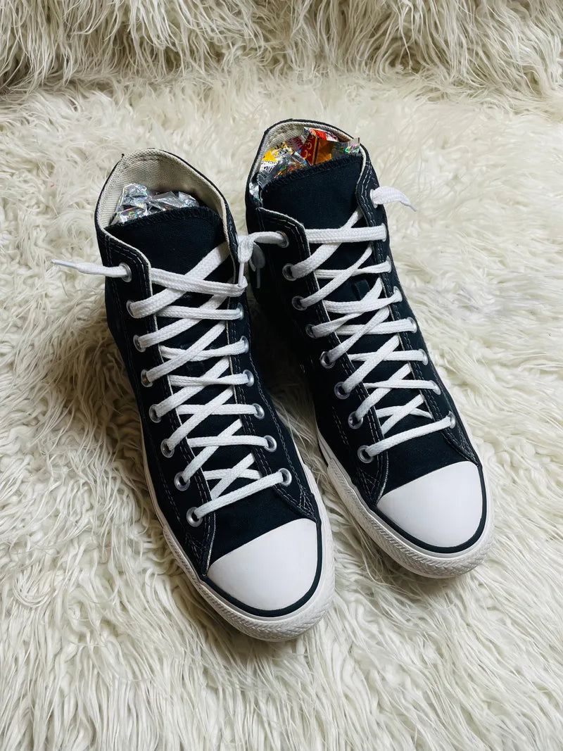 Chuck Taylor | Black & White | High top| Converse