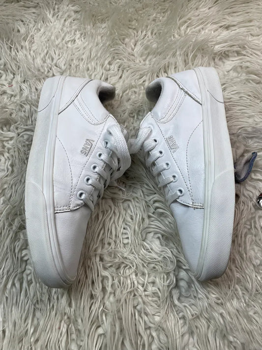 Vans | Leather White  | At Wood