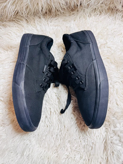 Vans Authentic | Black | Lo Top