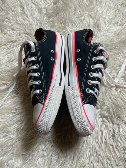 Chuck Taylor | Black & White | Lo top | Converse