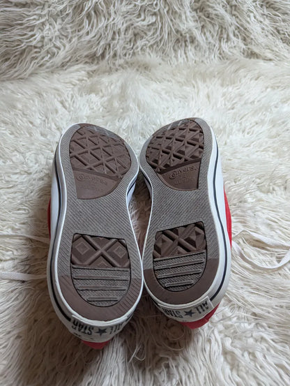 Chuck Taylor | Red & White | Lo top | Converse