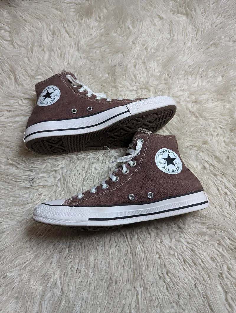 Chuck Taylor | Brown & White | High top| Converse