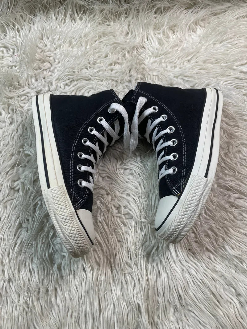 Chuck Taylor | Black & White | High top| Converse