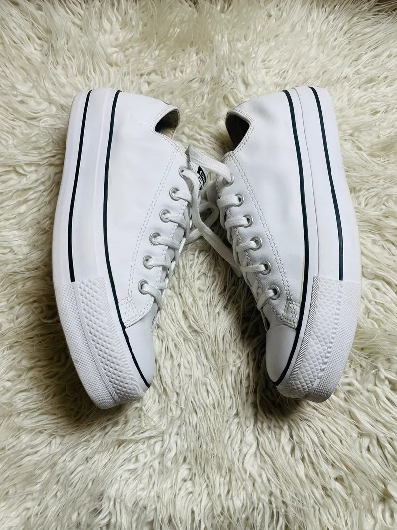 Chuck Taylor | White | Leather | Low top | Hi Sole