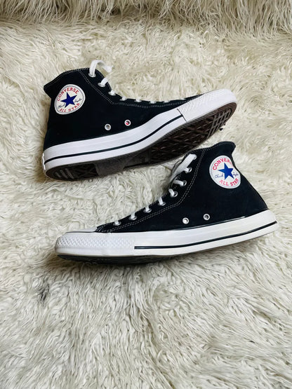 Chuck Taylor | Black & White | High top| Converse