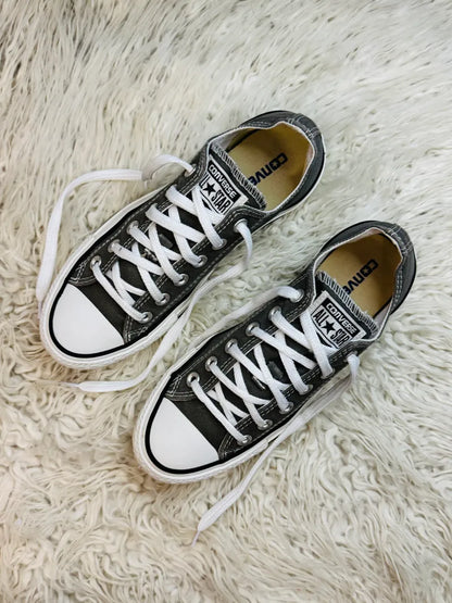 Converse (Grey/White) All-Star 🌟