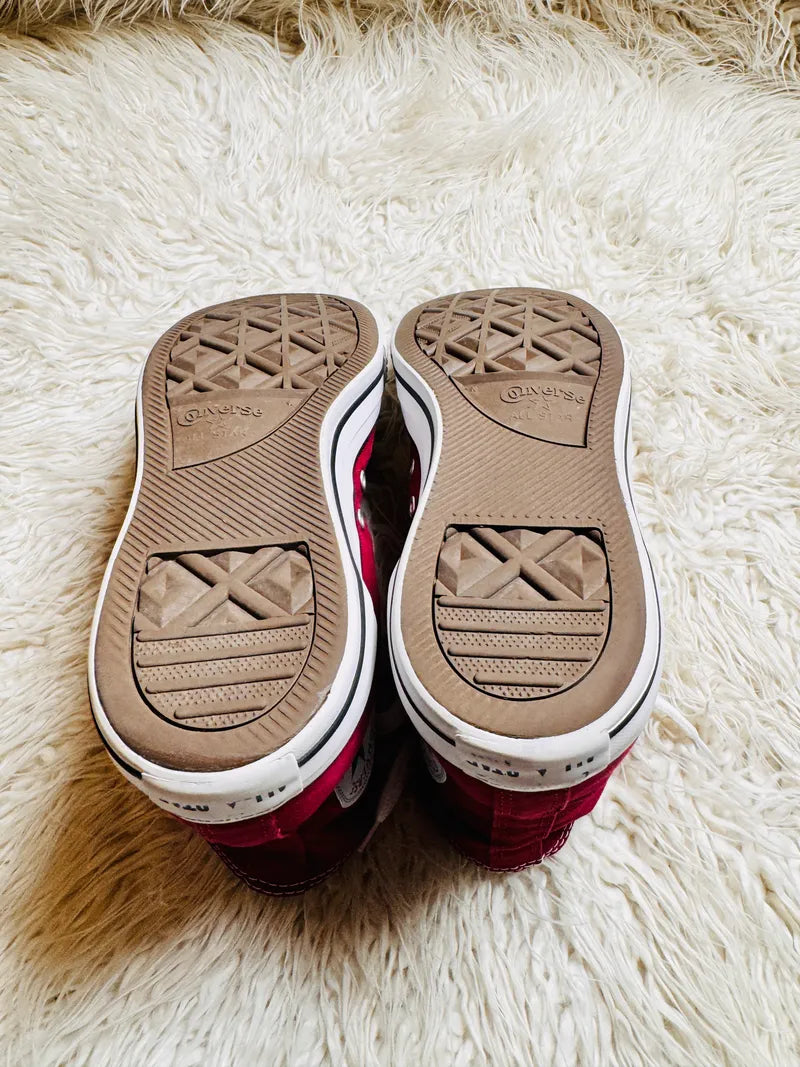 Chuck Taylor | white & Maroon | High top| Converse