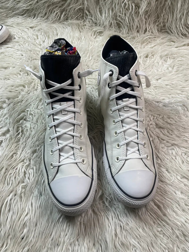 Chuck Taylor | White | Leather | High top| Converse